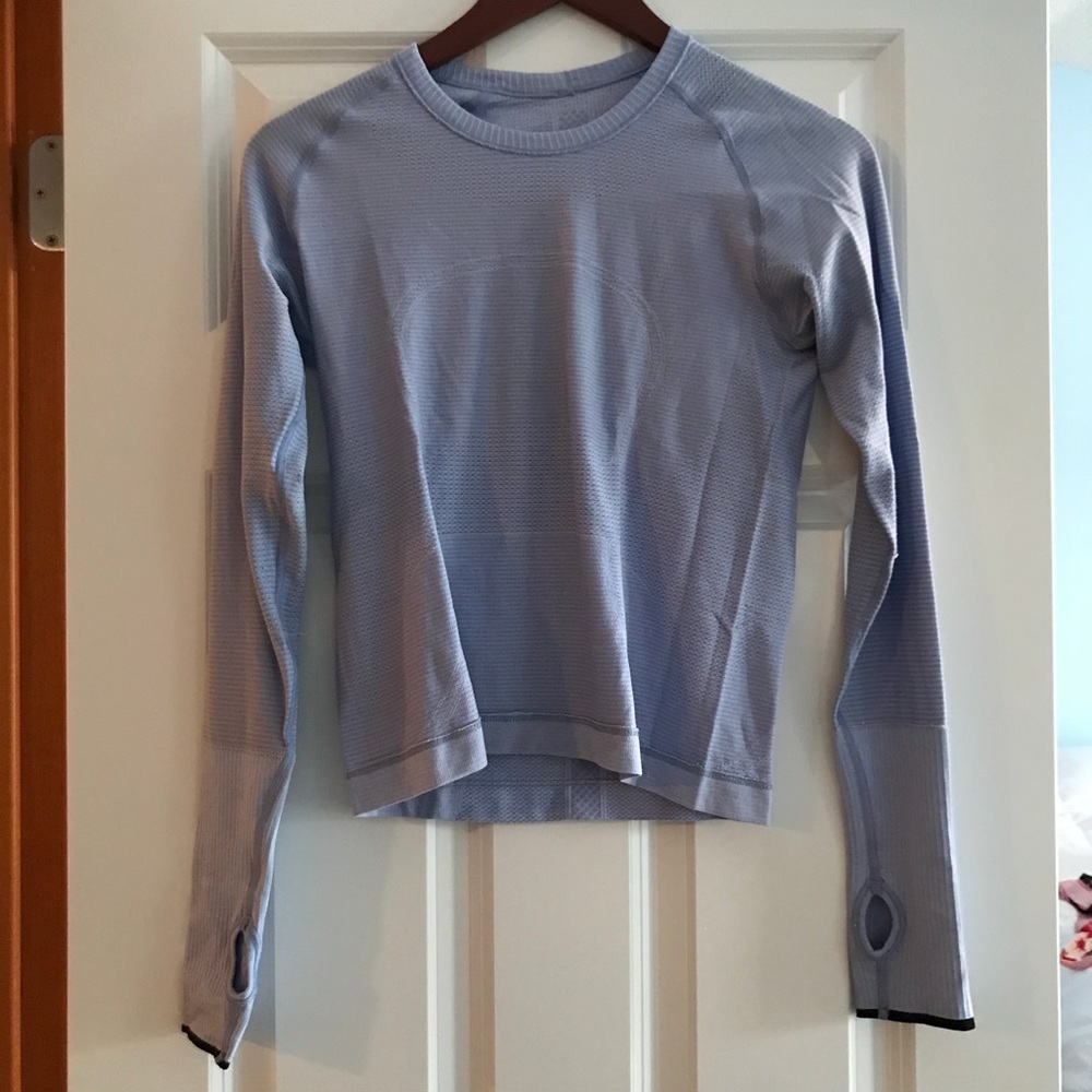 Lulu running top